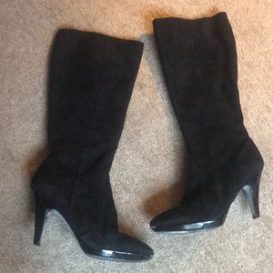 Bandolino Black Suede Heel Boots